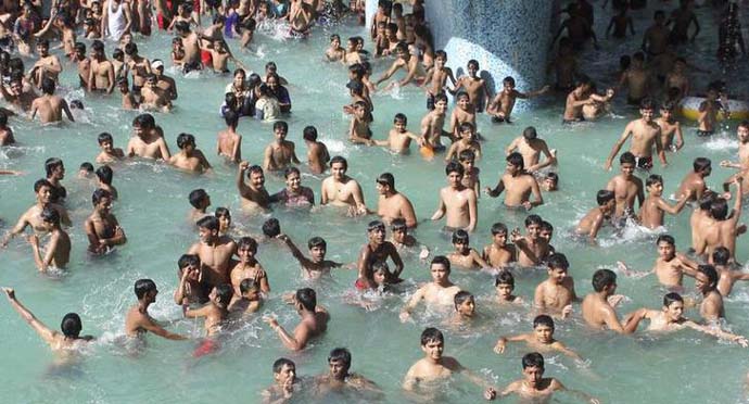 วัฒนธรรมการว่ายน้ำในสังคมอินเดีย: จากการเอาชีวิตรอดสู่การแข่งขัน